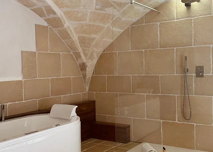 Talassa - Dimora Di Charme Con Vasca Idromassaggio Taranto